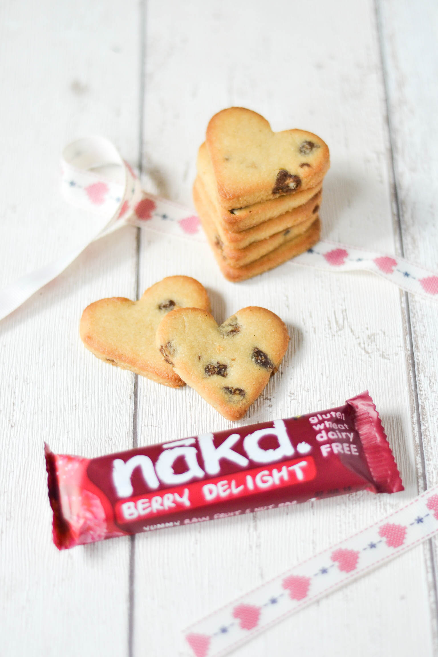 Nākd Almond & Raspberry Cookies | Vegan Recipes | Veganuary