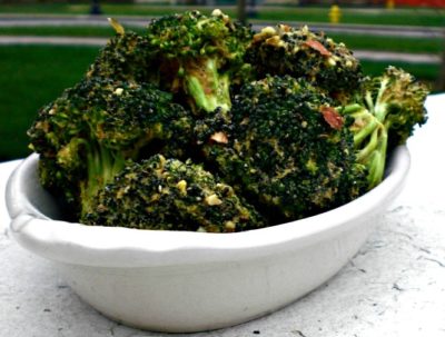 Vegan broccoli bowl