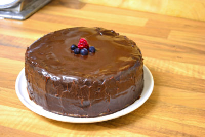 vegan chocolate fudge cake