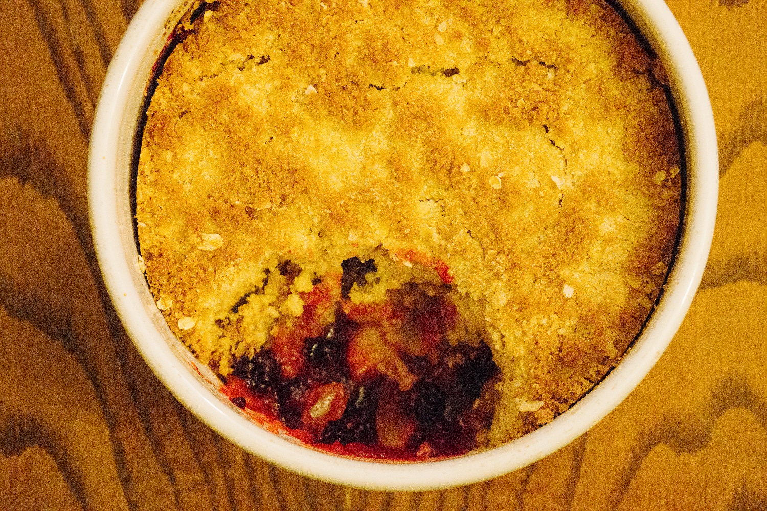 Blackberry and Apple Crumble | British Vegan Recipes | Veganuary
