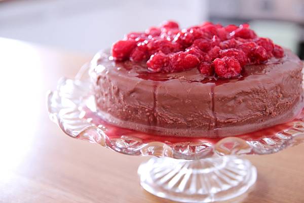 Vegan Beetroot Chocolate Cake | Easy Vegan Recipe | Veganuary