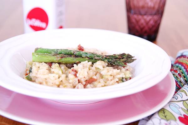 Creamy Courgette and Sundried Tomato Risotto For One | Veganuary ZA