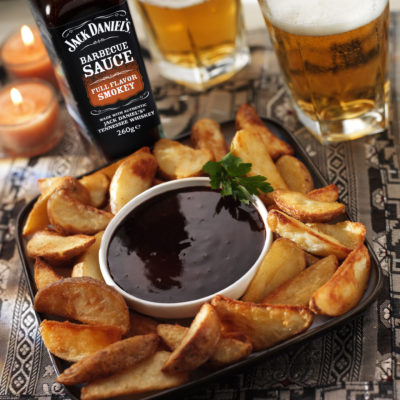 Vegan potato wedges with Jack Daniel BBQ sauce