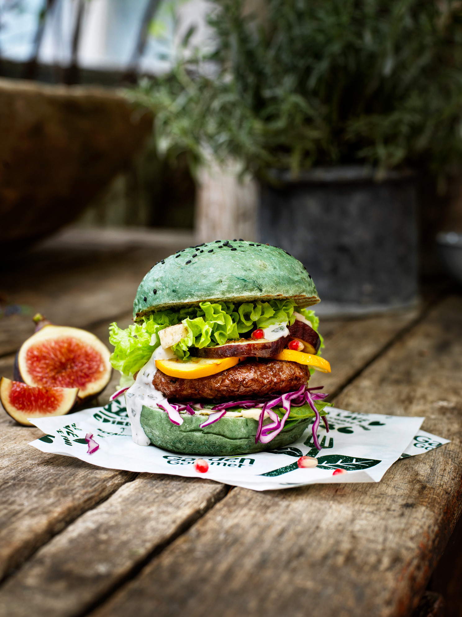 Deluxe-tarian" Burger Vegan Recipes | Veganuary