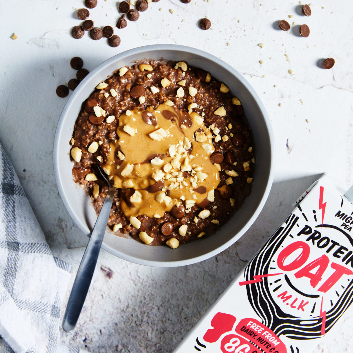 Choc & Peanut Butter Oatmeal | Vegan Recipes | Veganuary