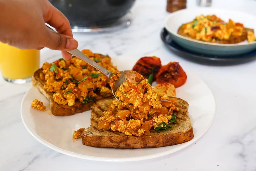 Tofu Bhurji (Indian Scrambled Tofu) - Veganuary