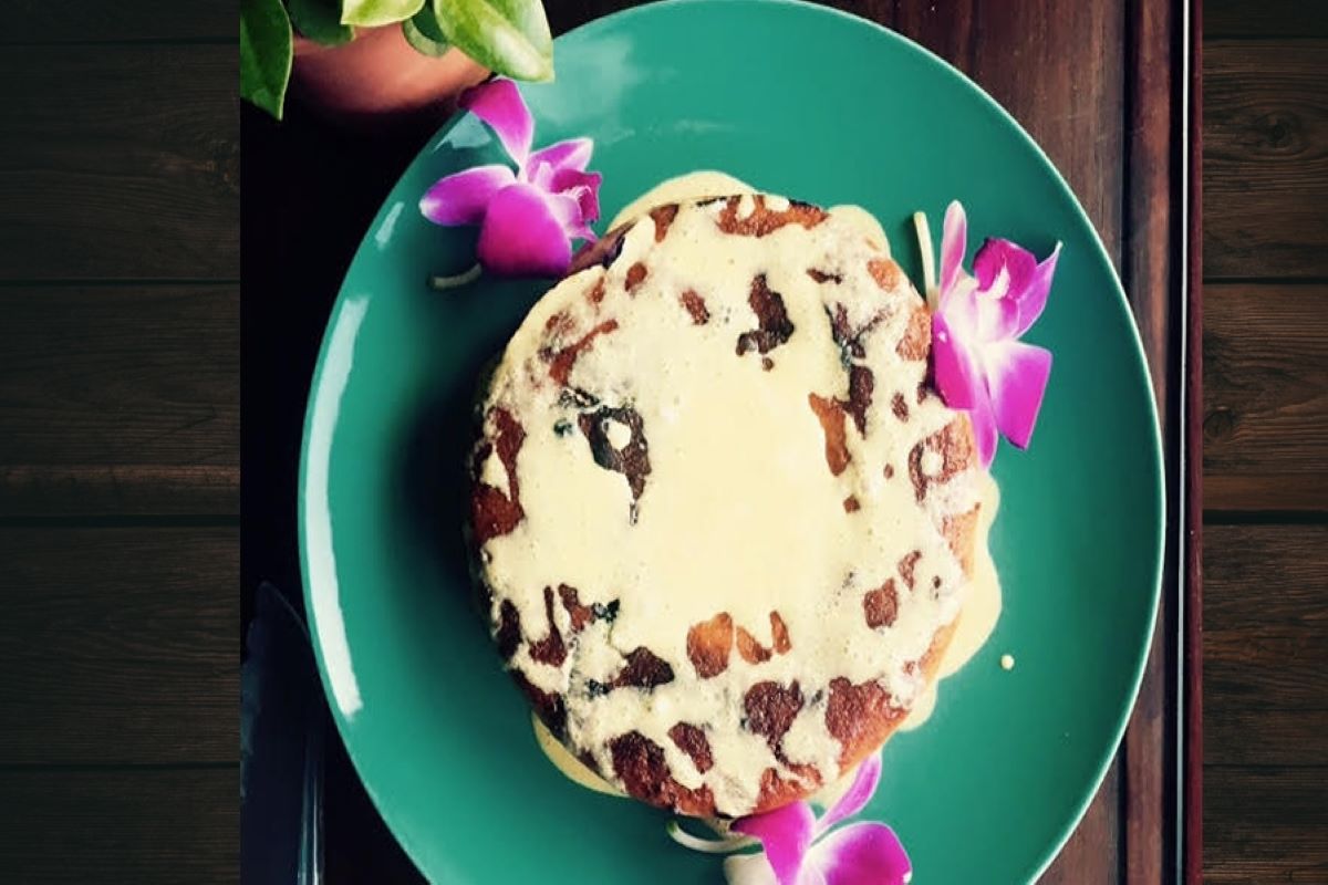 Vegan Coconut Cake with glaze Veganuary