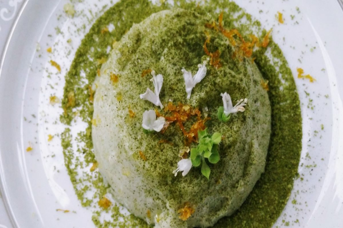 Coconut Milk & Matcha Panna Cotta - Veganuary