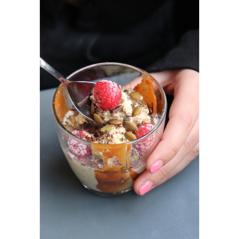 Peanut Butter & Raspberry Breakfast Jar