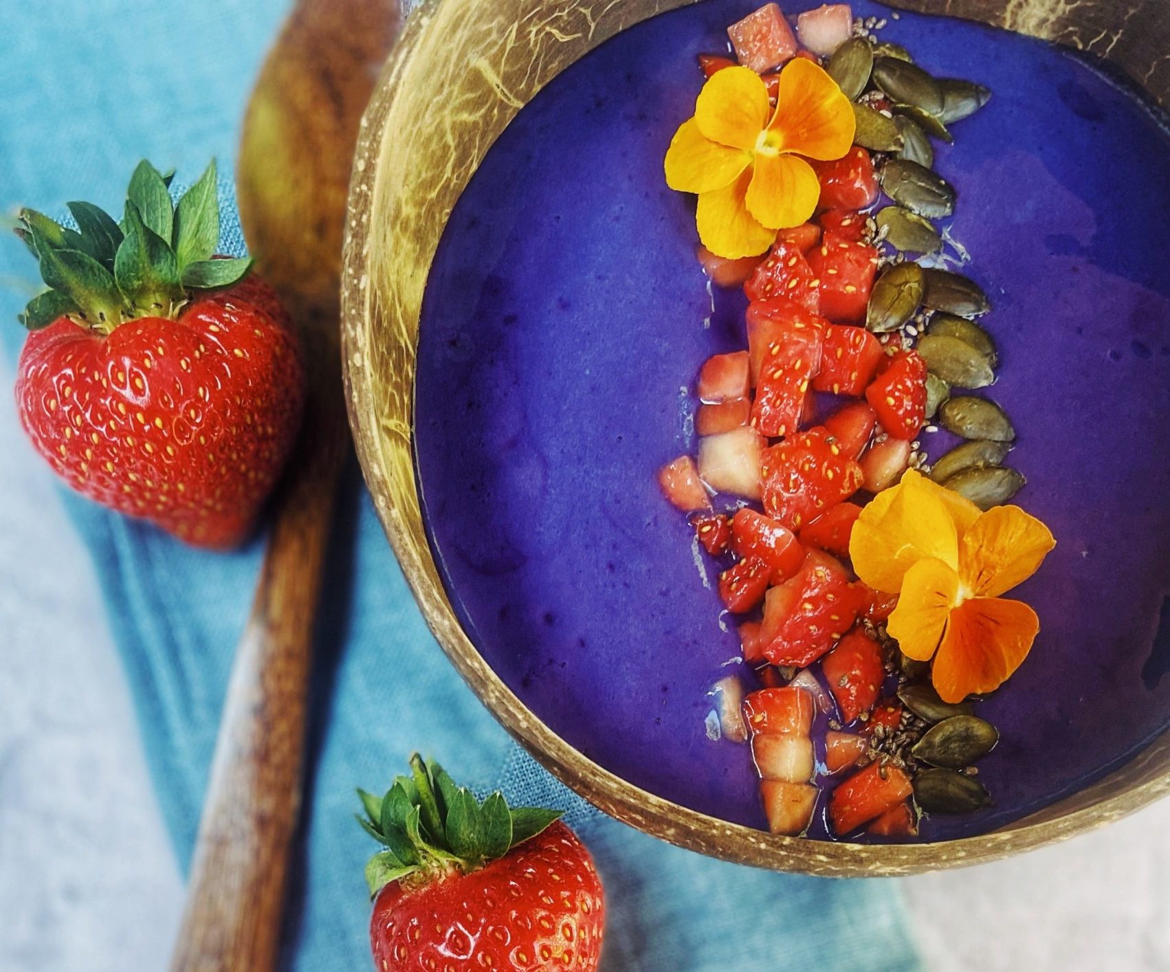 Mermaid Smoothie Bowl | Vegan Breakfast Recipe | Veganuary