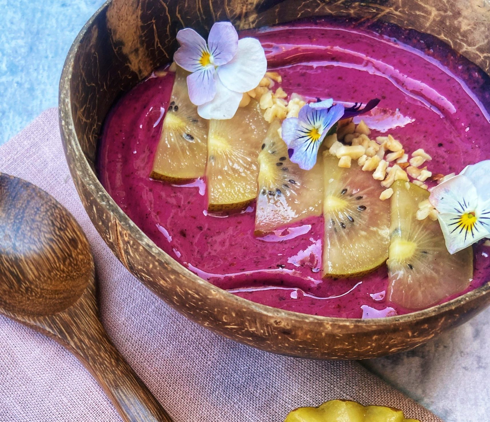 The Berry Good Smoothie Bowl | Vegan Breakfast Recipe