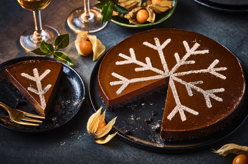 M&S Vegan Hand Crafted Torte