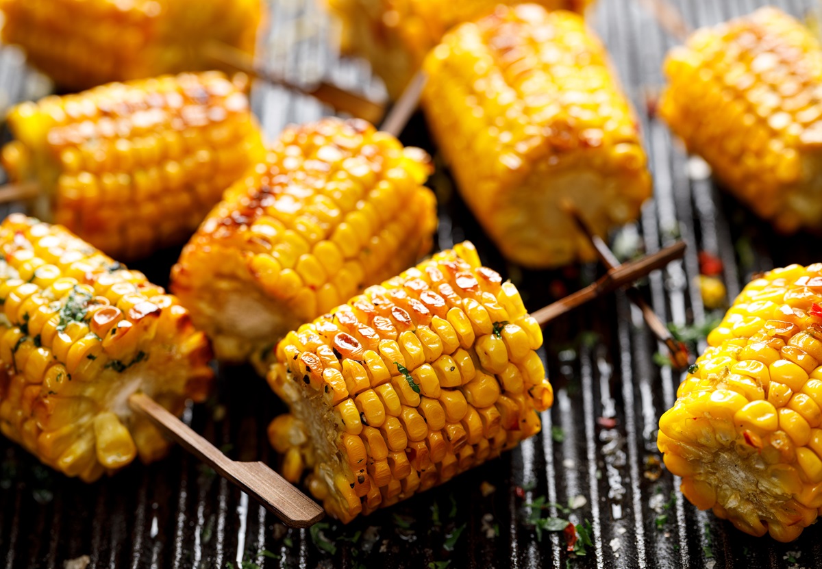 Grilled corn on the cob