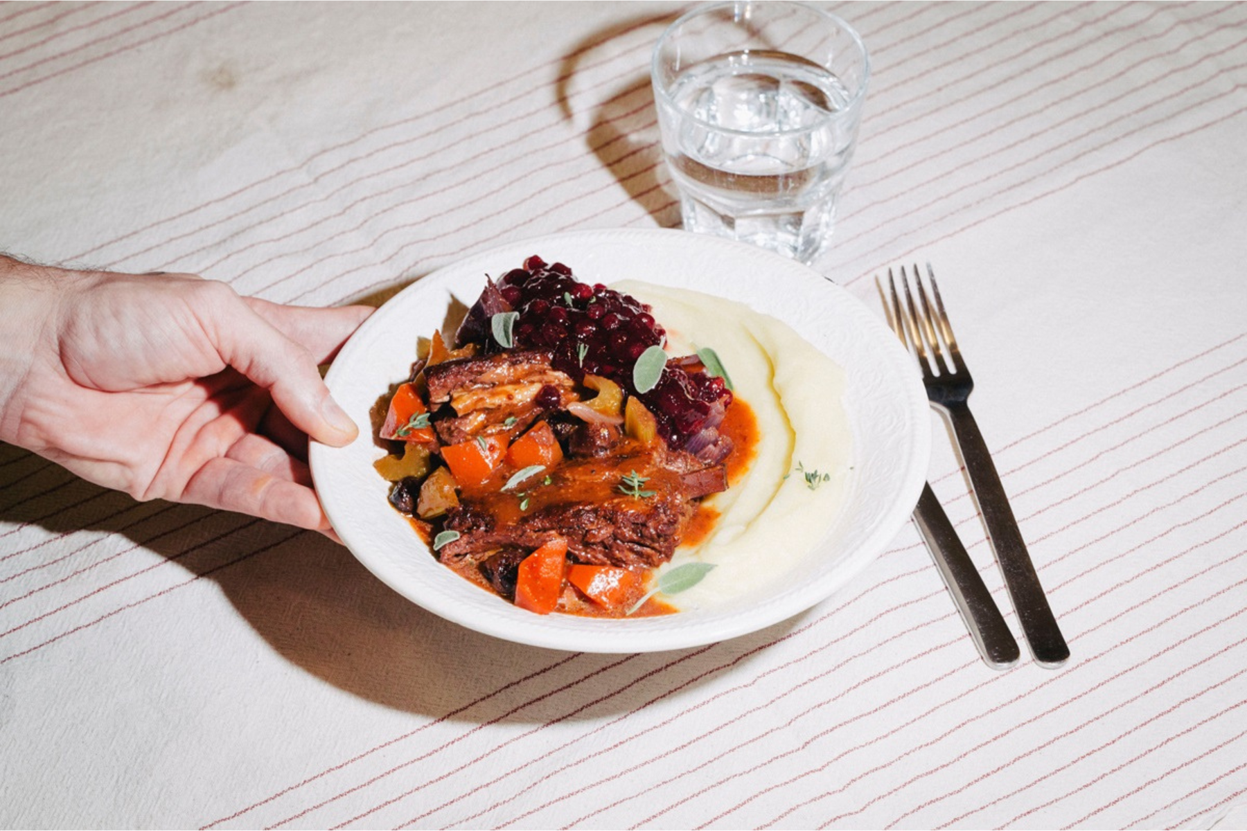 Braised Vegan Ribs with Gravy & Cranberry Sauce | Veganuary