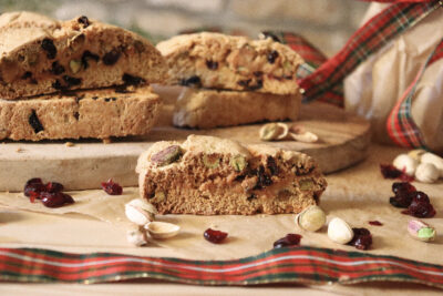 Matthews Cotswold Flour - Vegan Cranberry and Pistachio Biscotti