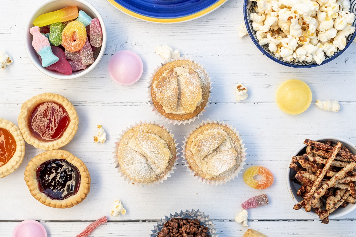 Vegan Fairy Cakes | Dairy-Free Fairy Cakes | Veganuary